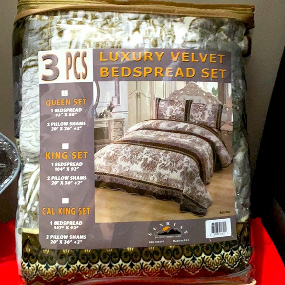 Bedspread set - Picture 1 of 7